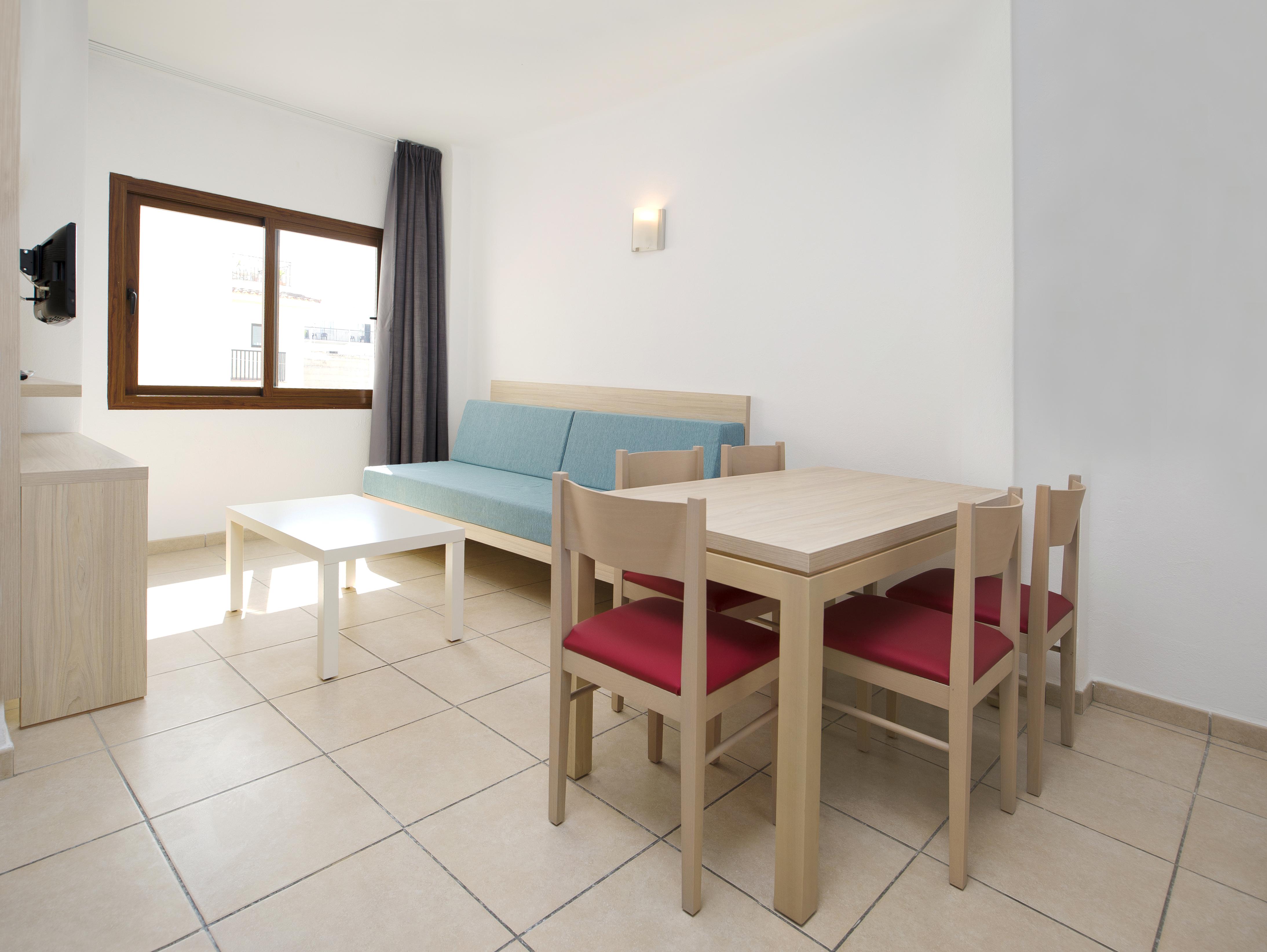 Apartamentos Tramuntana San Antonio  Exterior photo