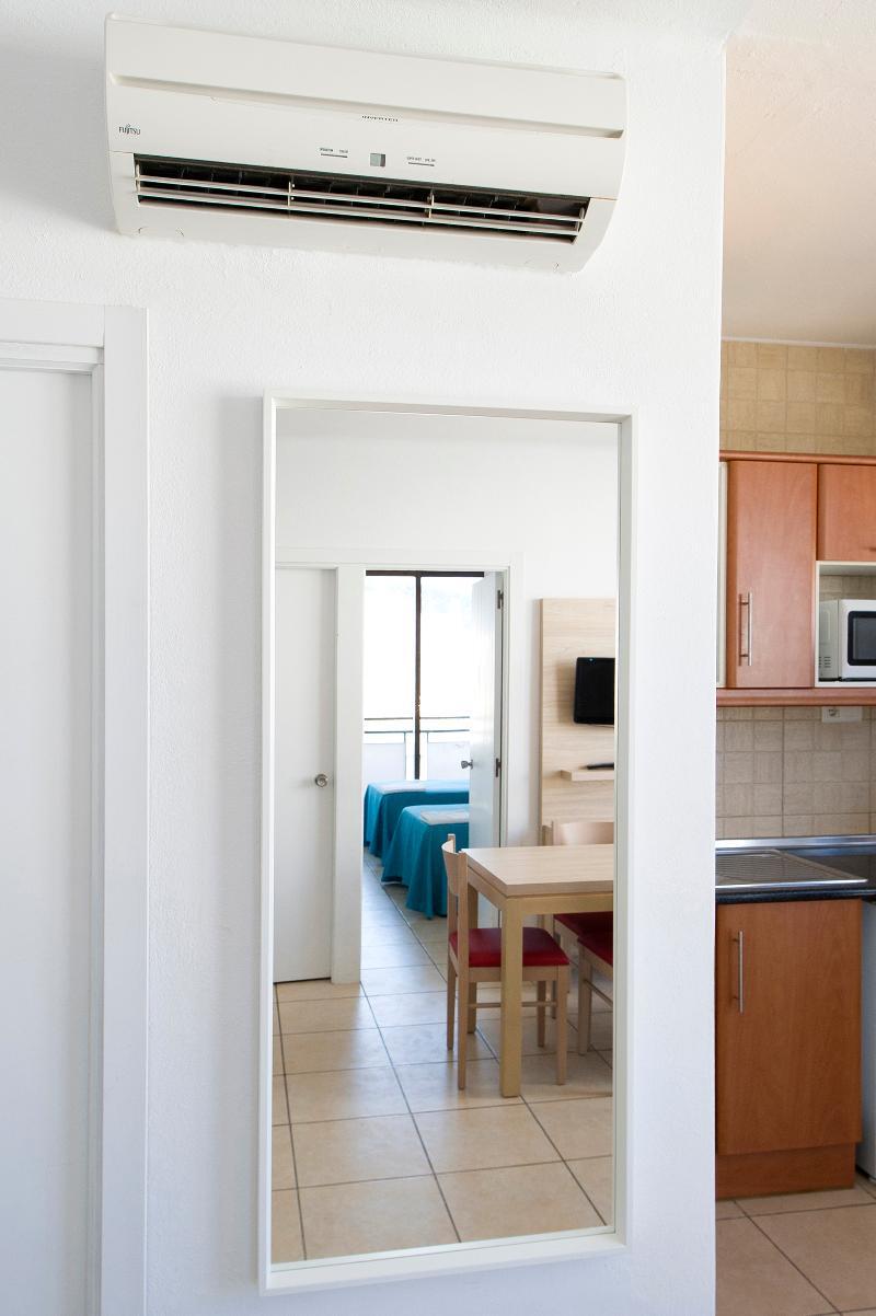 Apartamentos Tramuntana San Antonio  Exterior photo