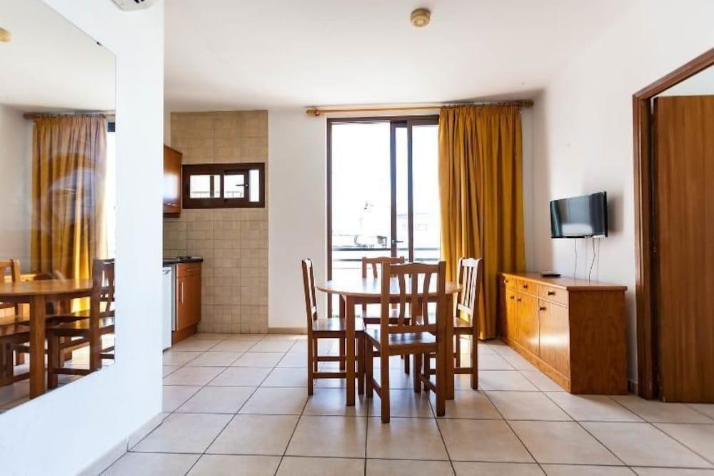 Apartamentos Tramuntana San Antonio  Exterior photo