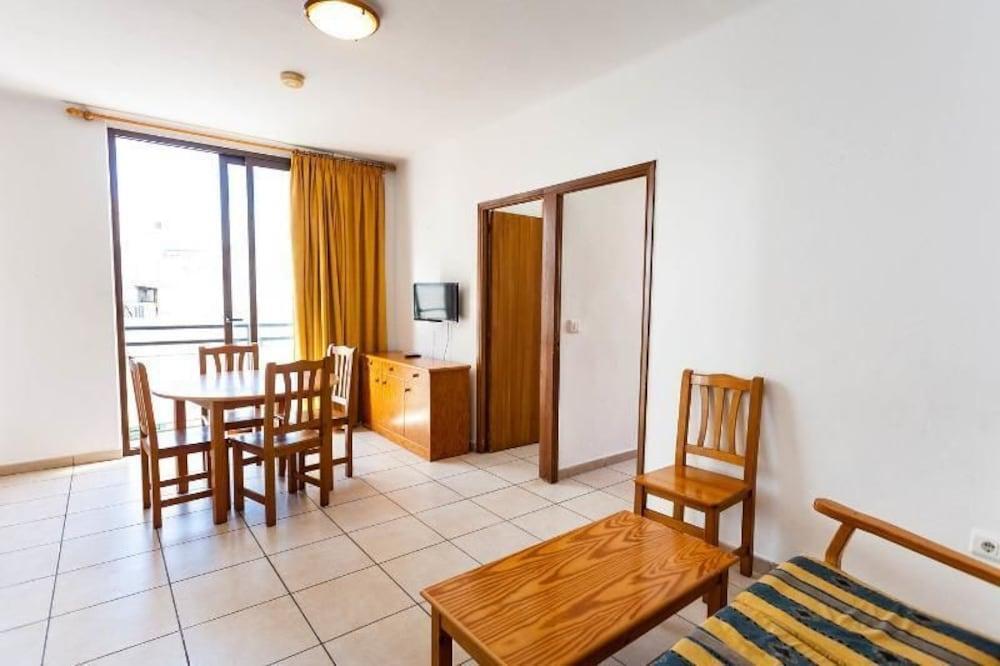 Apartamentos Tramuntana San Antonio  Exterior photo